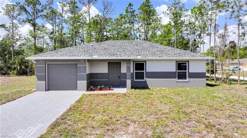 LEHIGH ACRES