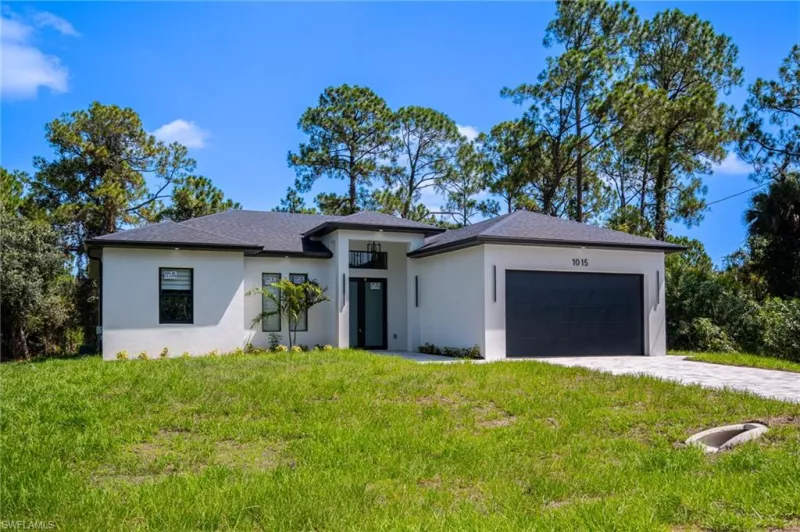 LEHIGH ACRES