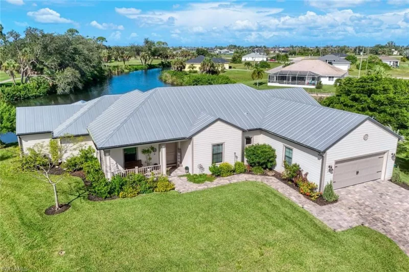 CAPE CORAL