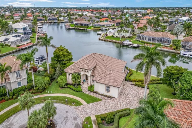 MARCO ISLAND