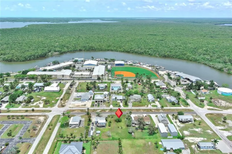 EVERGLADES CITY