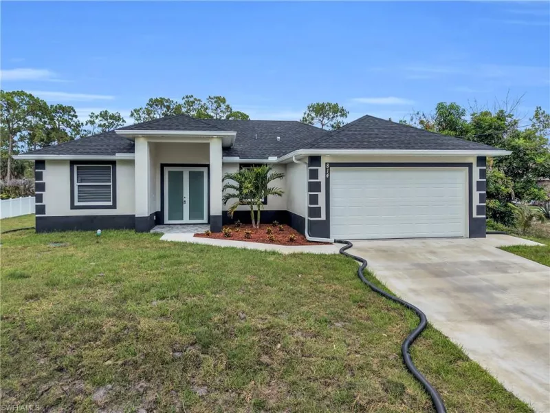 LEHIGH ACRES
