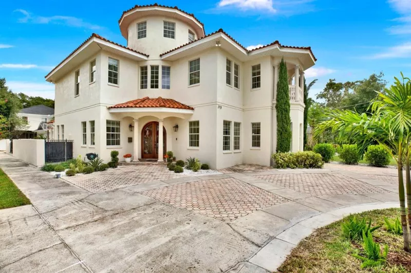 TAMPA