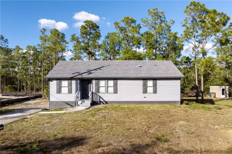 LEHIGH ACRES