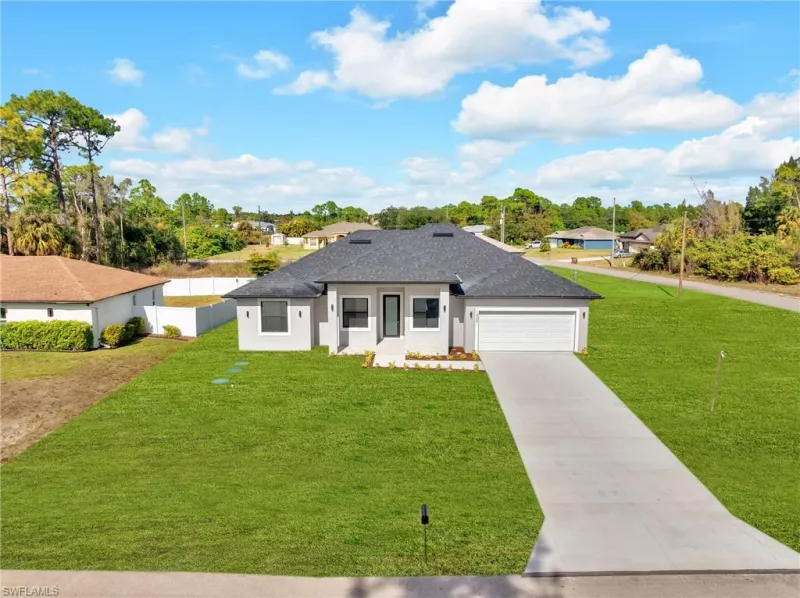 LEHIGH ACRES