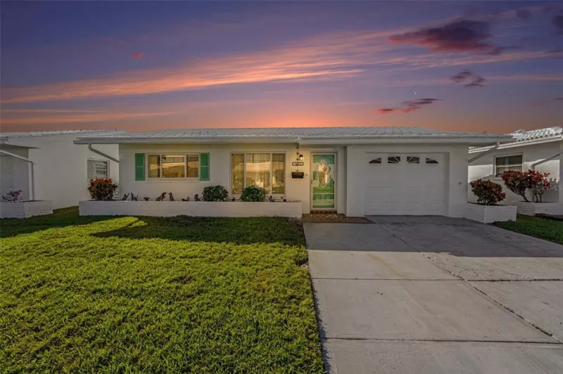 PINELLAS PARK