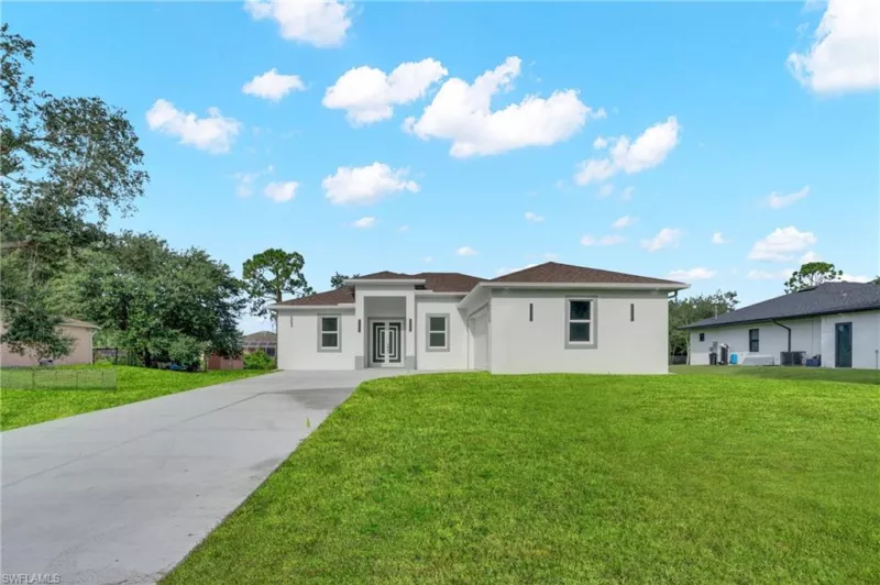 LEHIGH ACRES
