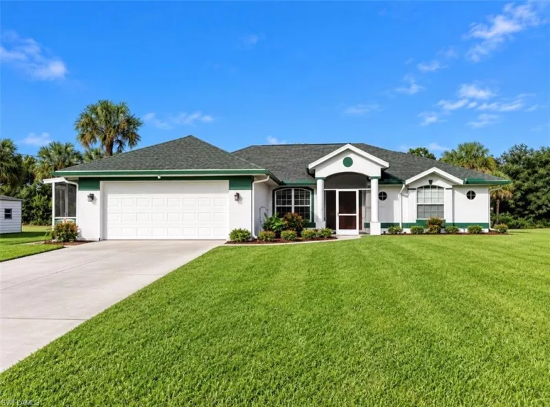 LEHIGH ACRES