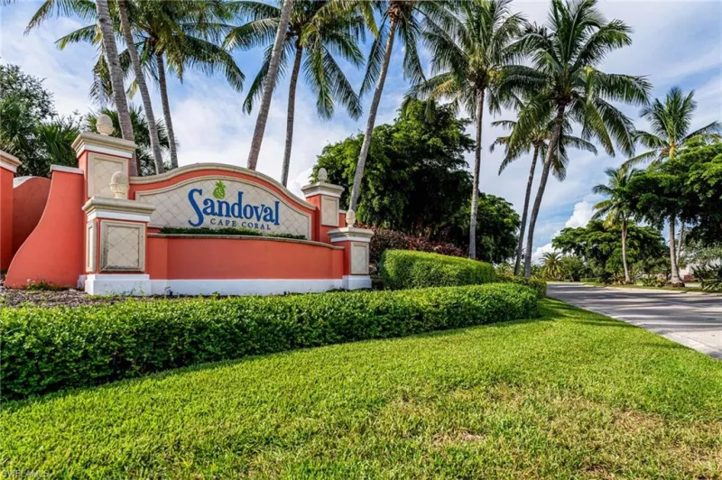 CAPE CORAL