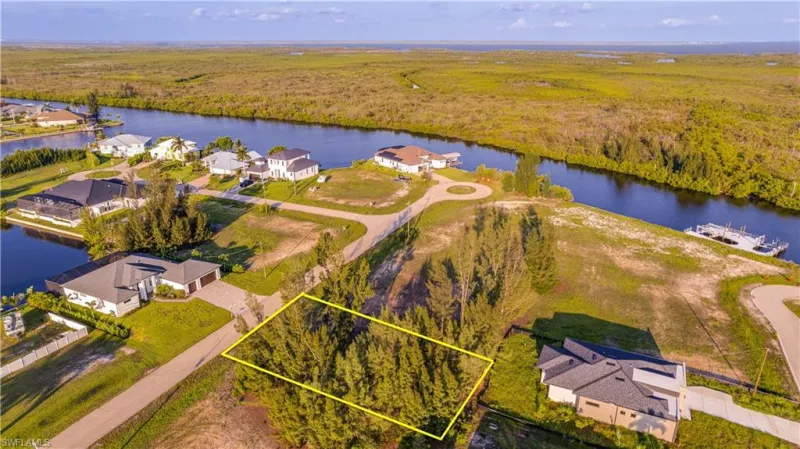 CAPE CORAL