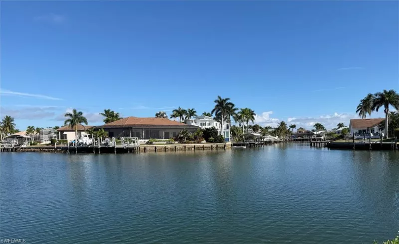 MARCO ISLAND