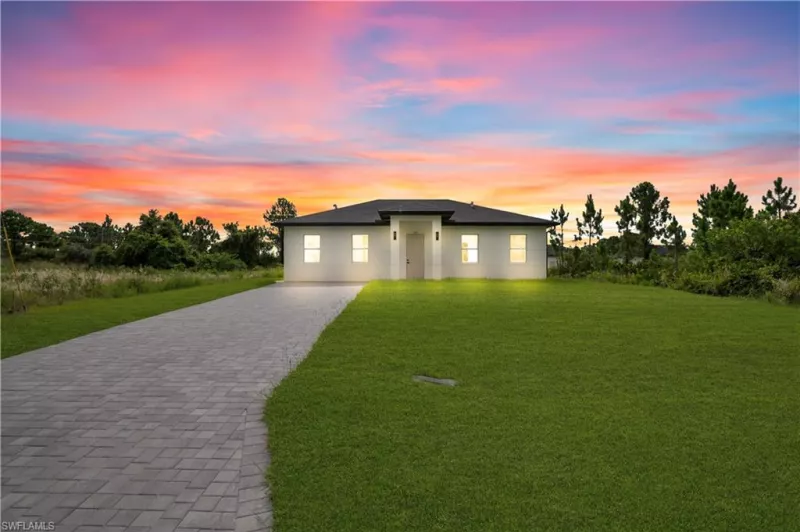 LEHIGH ACRES