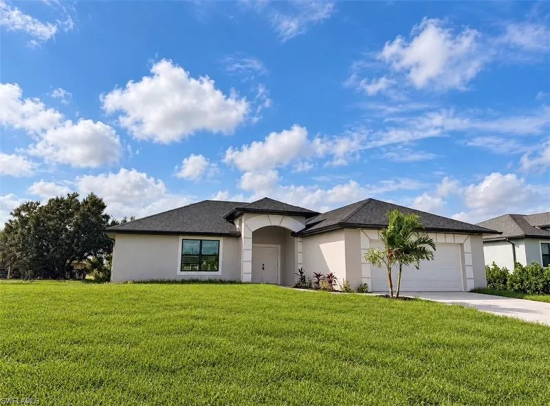 LEHIGH ACRES