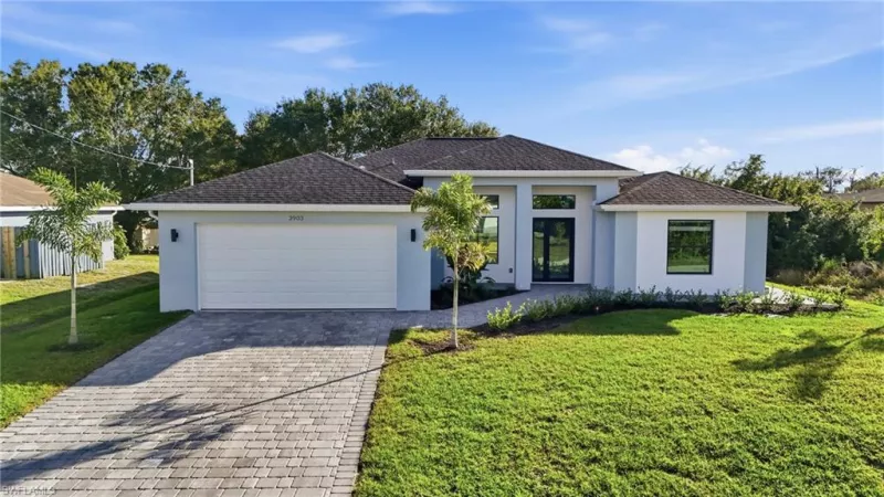 LEHIGH ACRES