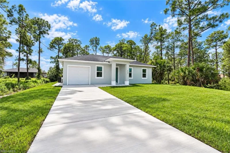 LEHIGH ACRES