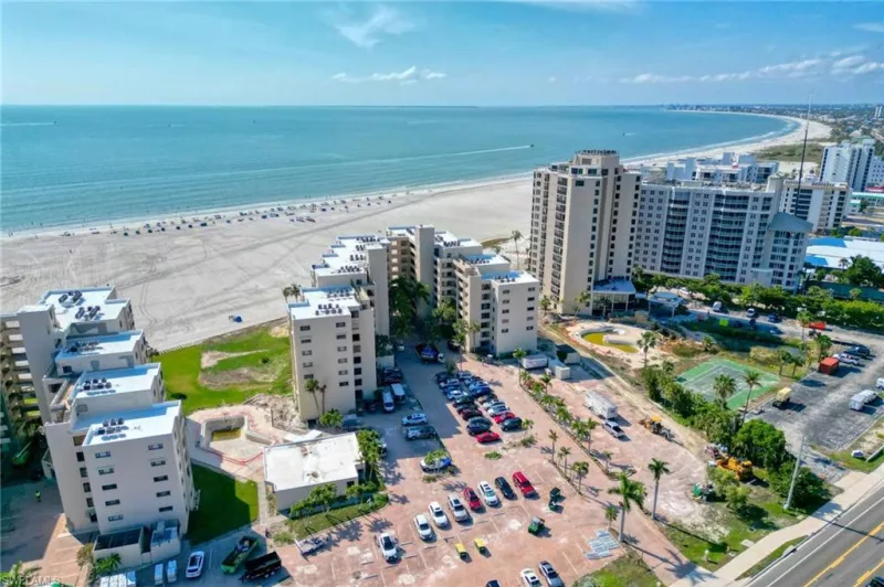 FORT MYERS BEACH