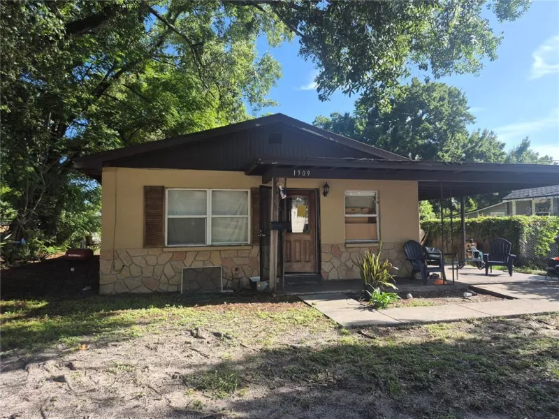 TAMPA