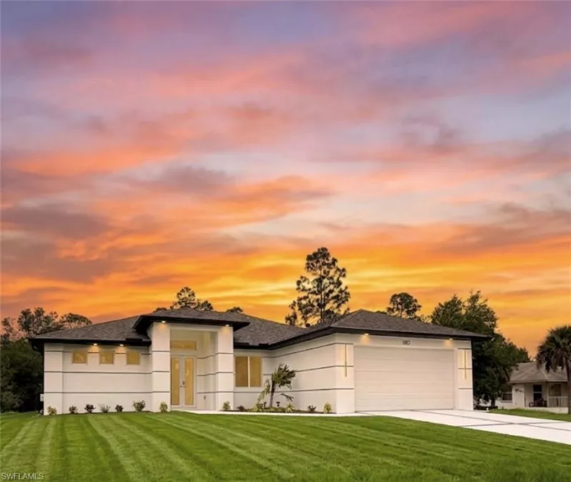 LEHIGH ACRES