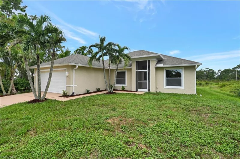 LEHIGH ACRES