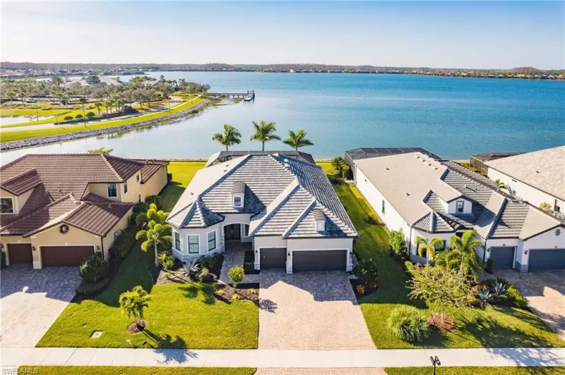 ESTERO