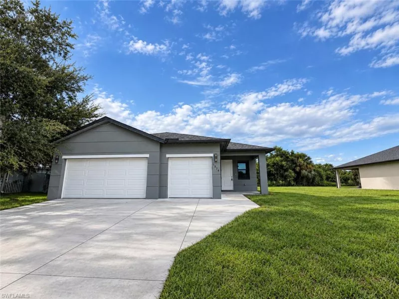 LEHIGH ACRES