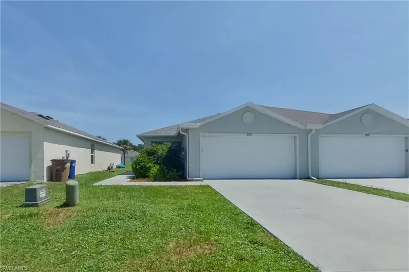 LEHIGH ACRES