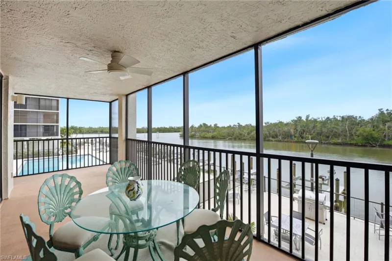BONITA SPRINGS