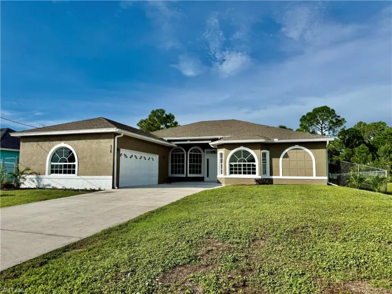 LEHIGH ACRES