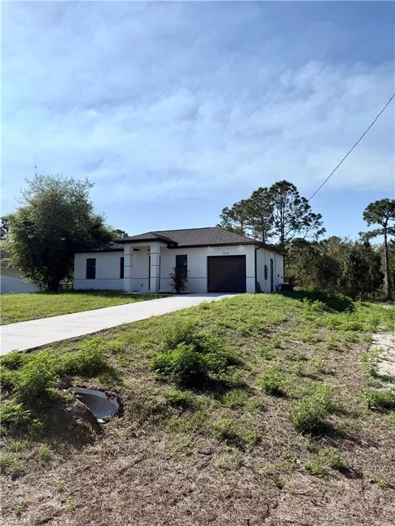 LEHIGH ACRES