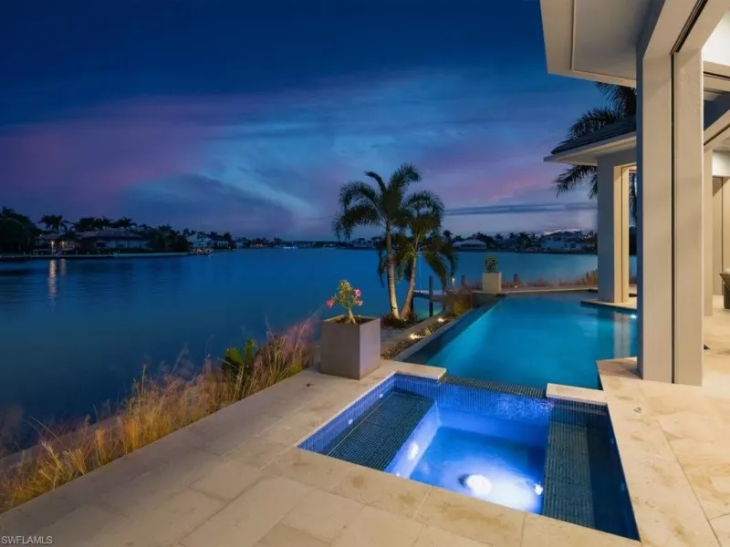MARCO ISLAND