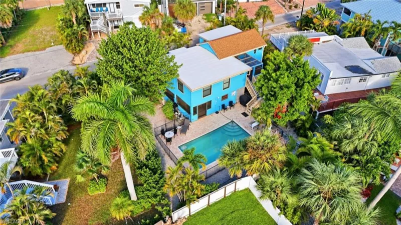FORT MYERS BEACH