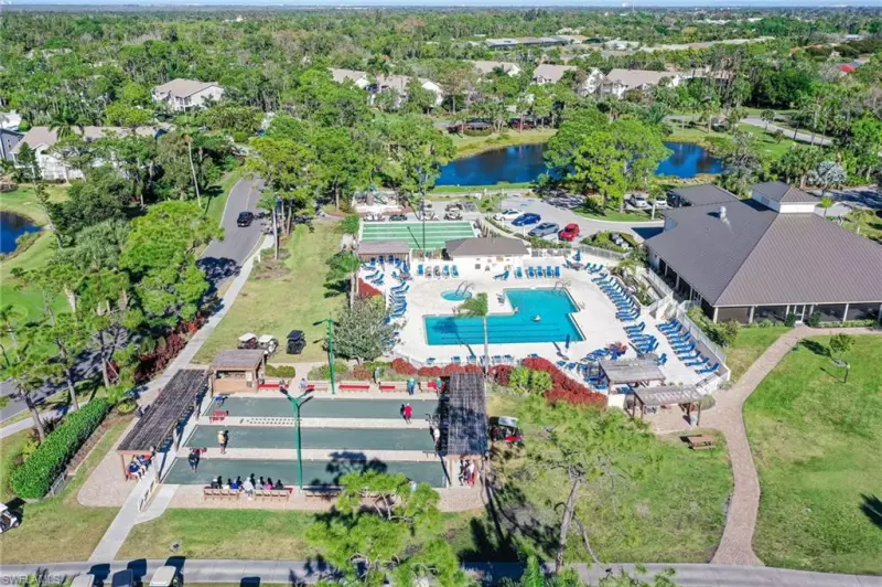 ESTERO