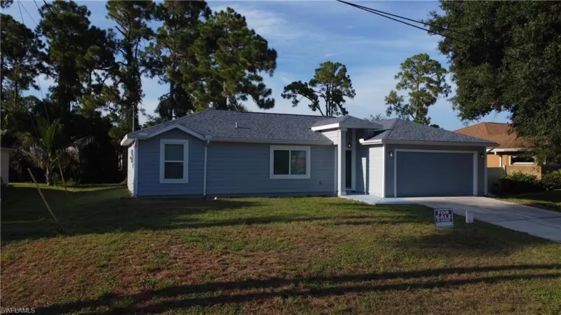 LEHIGH ACRES
