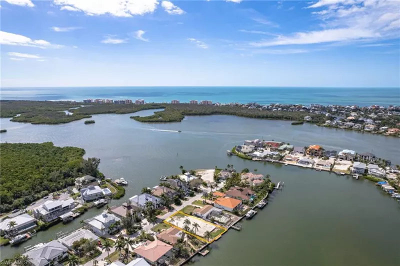 BONITA SPRINGS