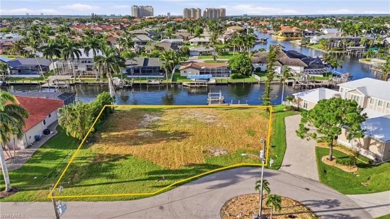 CAPE CORAL