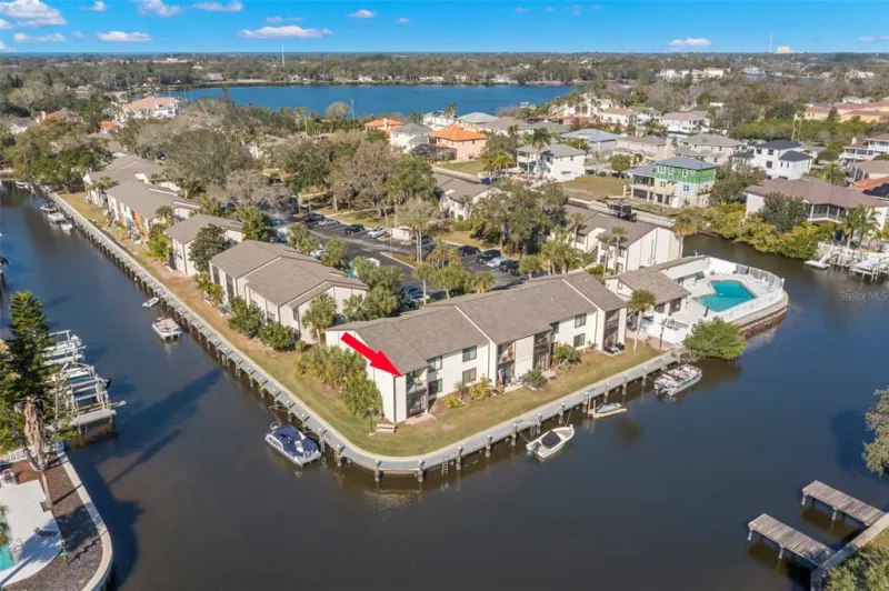 TARPON SPRINGS