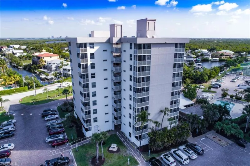 BONITA SPRINGS