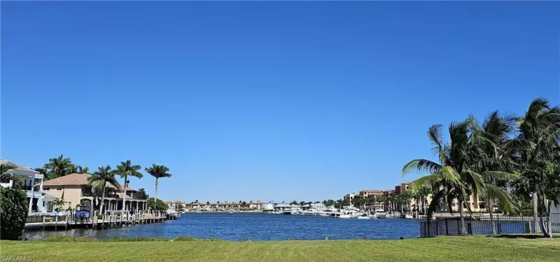 MARCO ISLAND