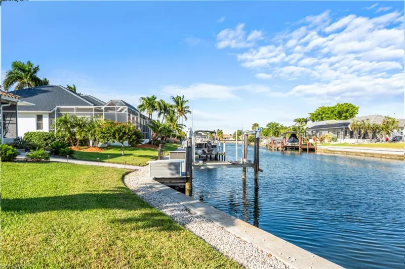 MARCO ISLAND