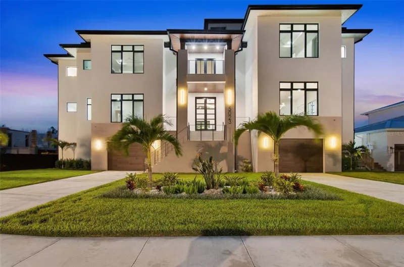 TAMPA
