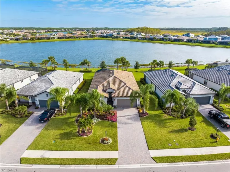 ESTERO