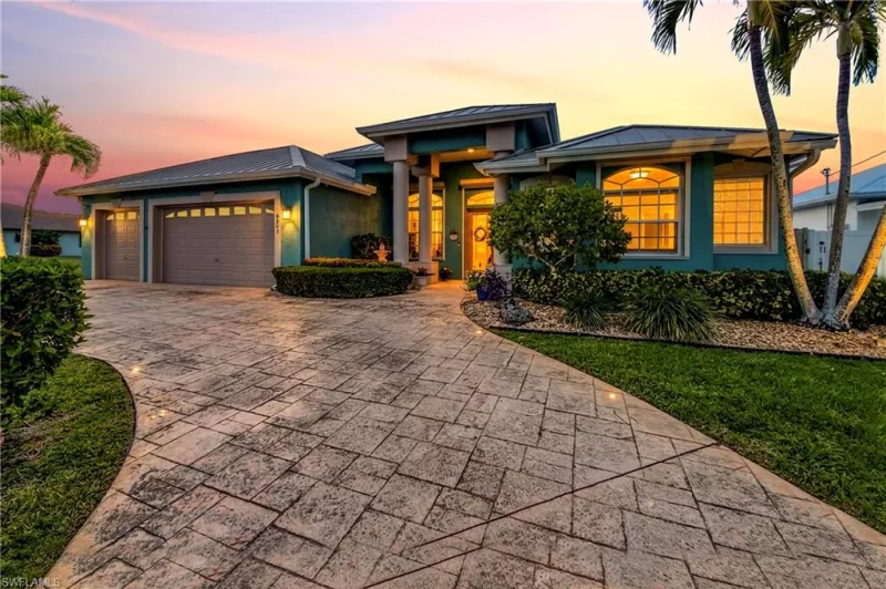 CAPE CORAL