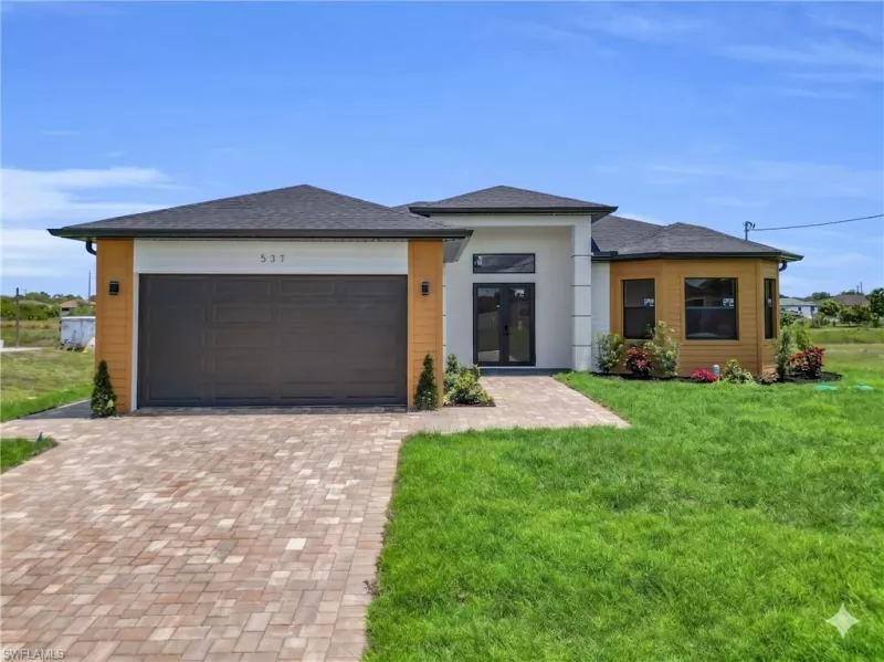 LEHIGH ACRES