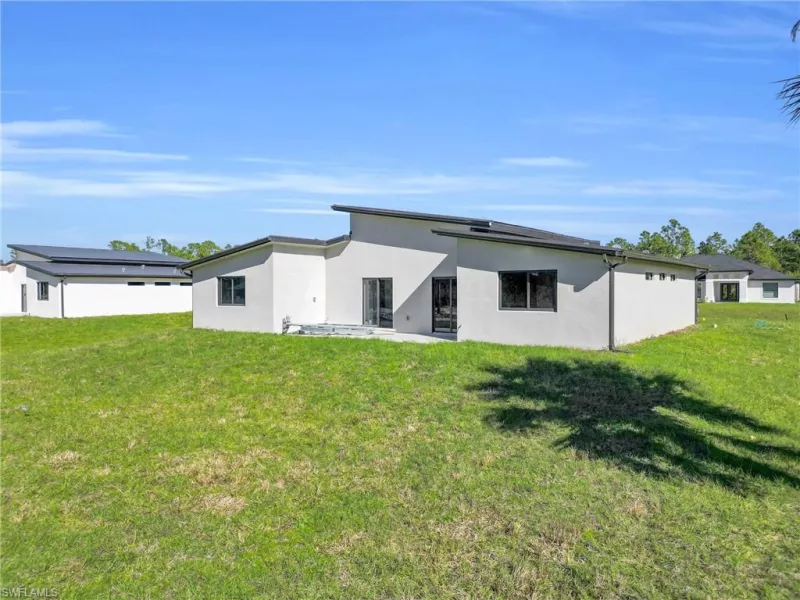 LEHIGH ACRES