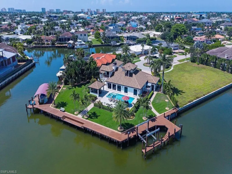 MARCO ISLAND