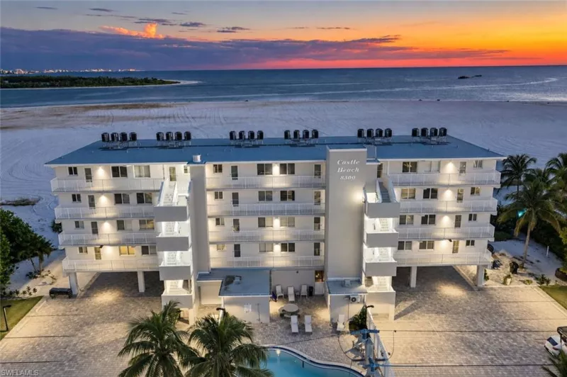 FORT MYERS BEACH
