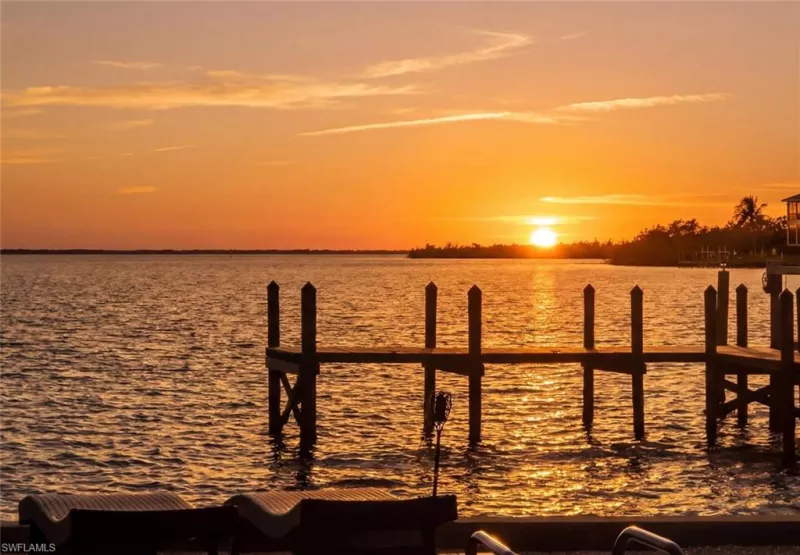 CAPTIVA