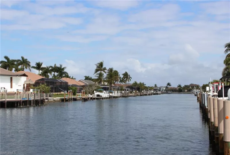 MARCO ISLAND
