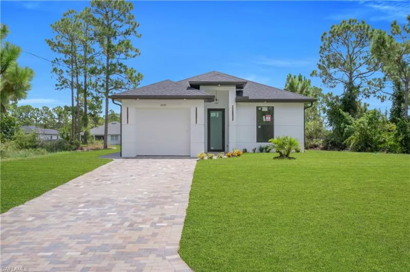 LEHIGH ACRES