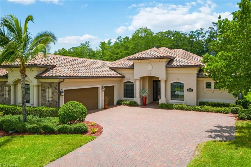 BONITA SPRINGS